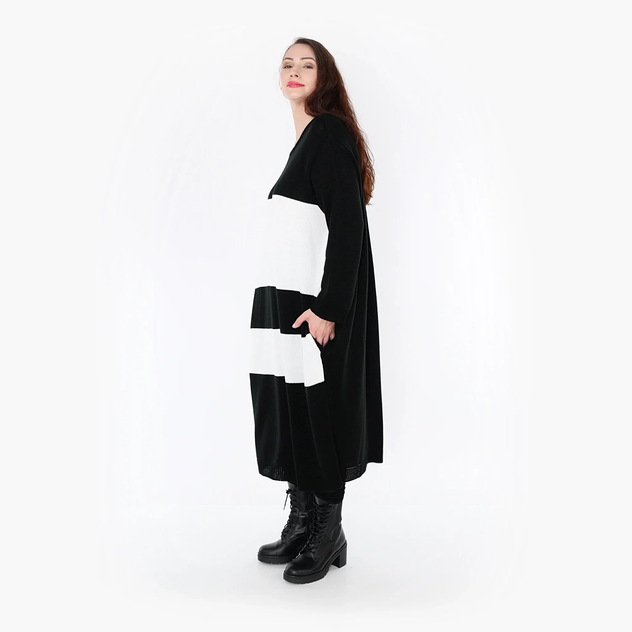 AKH Fashion Kleid 2402 Warmy, Schwarz/Weiß