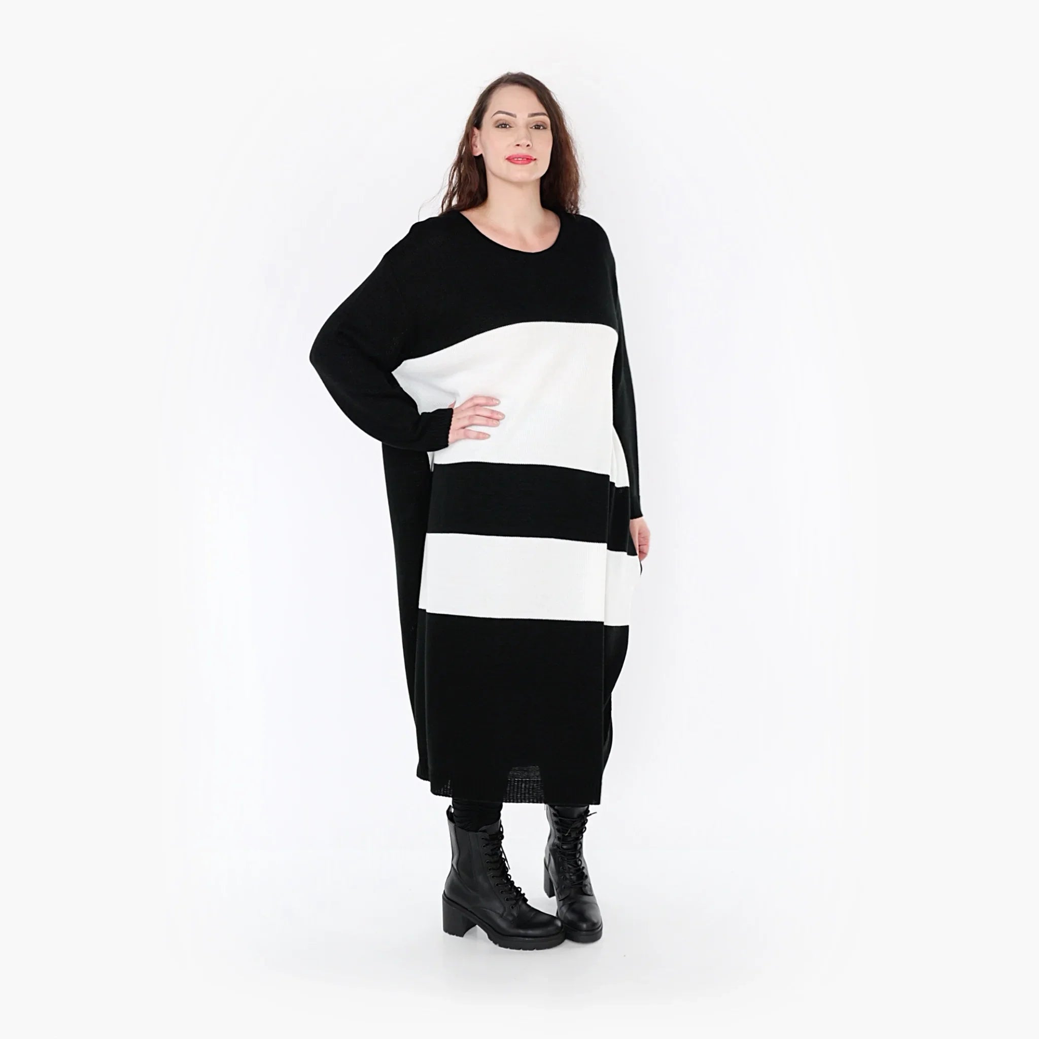 AKH Fashion Kleid 2402 Warmy, Schwarz/Weiß