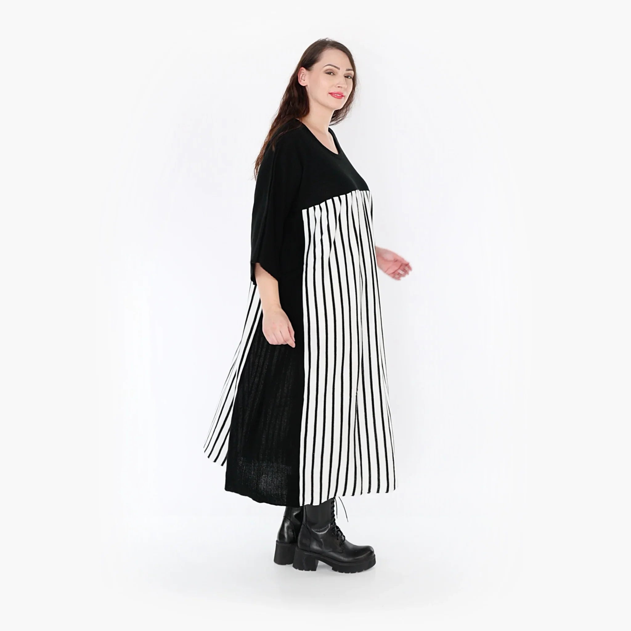 AKH Fashion Kleid 2403 Warmy, Schwarz/Weiß