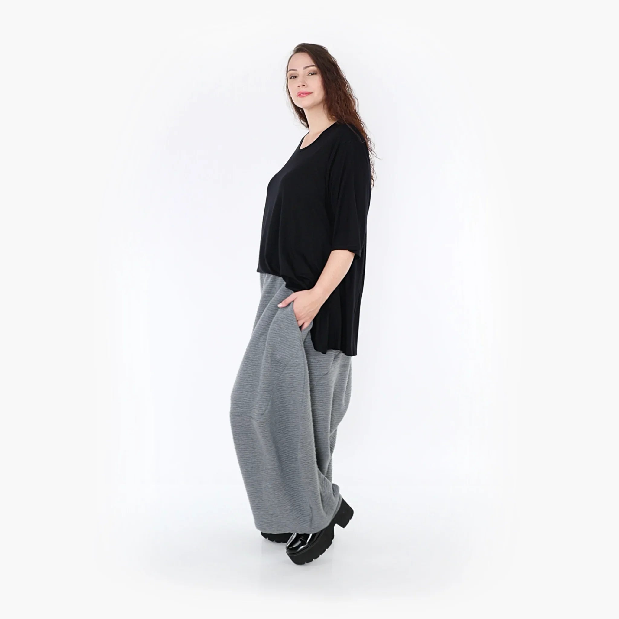 Pantalon AKH 6883, gris