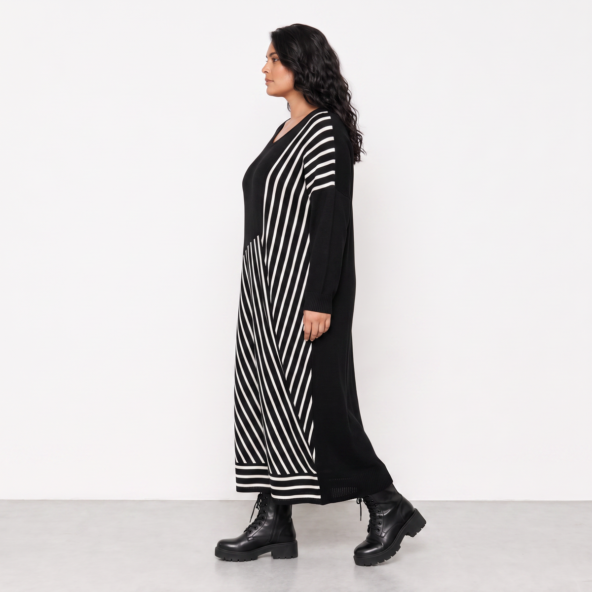 AKH Fashion Kleid Warmy 2318 Schwarz/Weiß