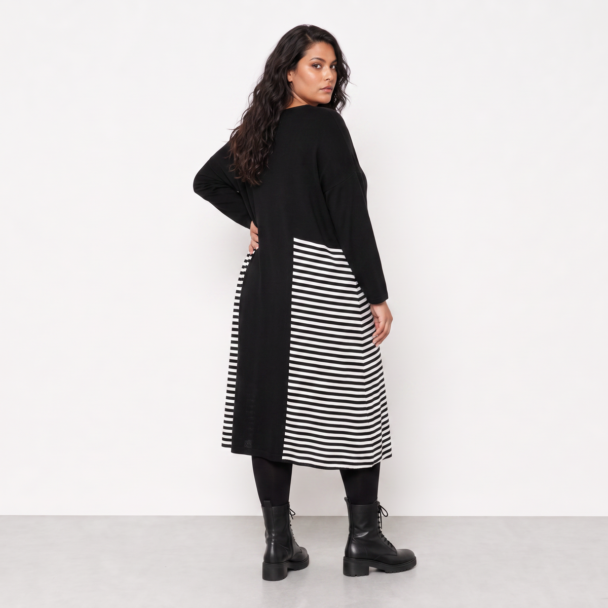 AKH Fashion Kleid Warmy 2333 Schwarz/Weiß