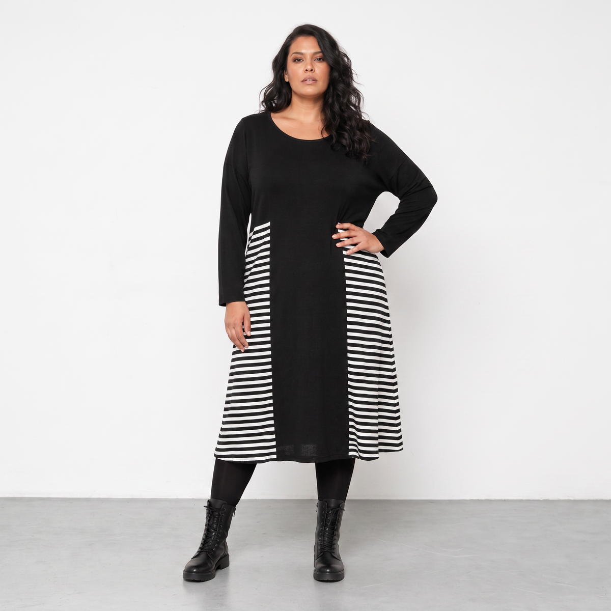 AKH Fashion Kleid Warmy 2333 Schwarz/Weiß