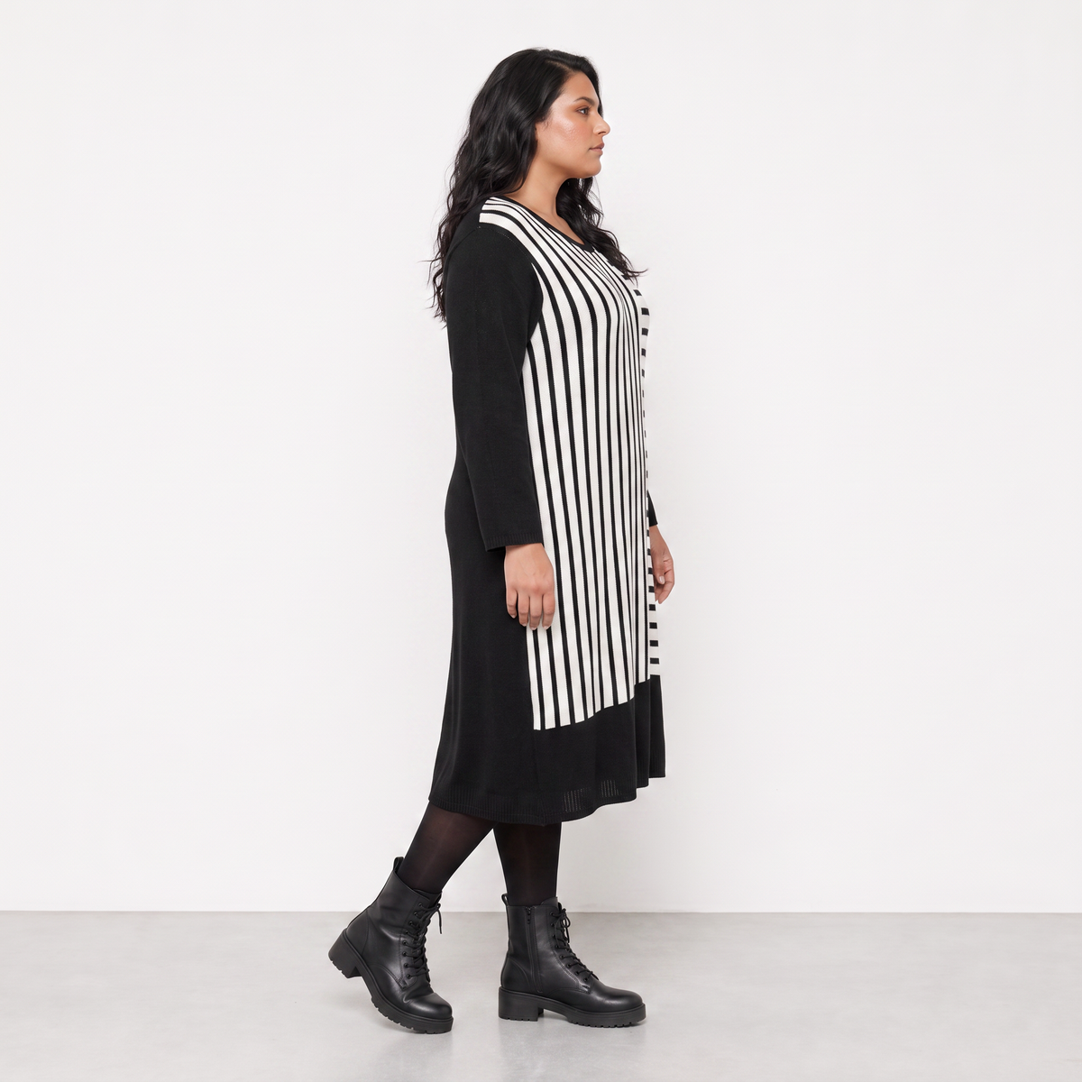 AKH Fashion Kleid Warmy 2346 Weiß/Schwarz