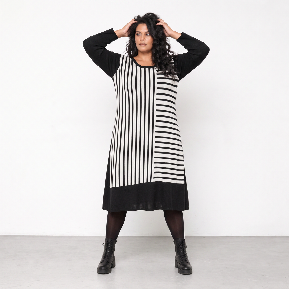 AKH Fashion Kleid Warmy 2346 Weiß/Schwarz