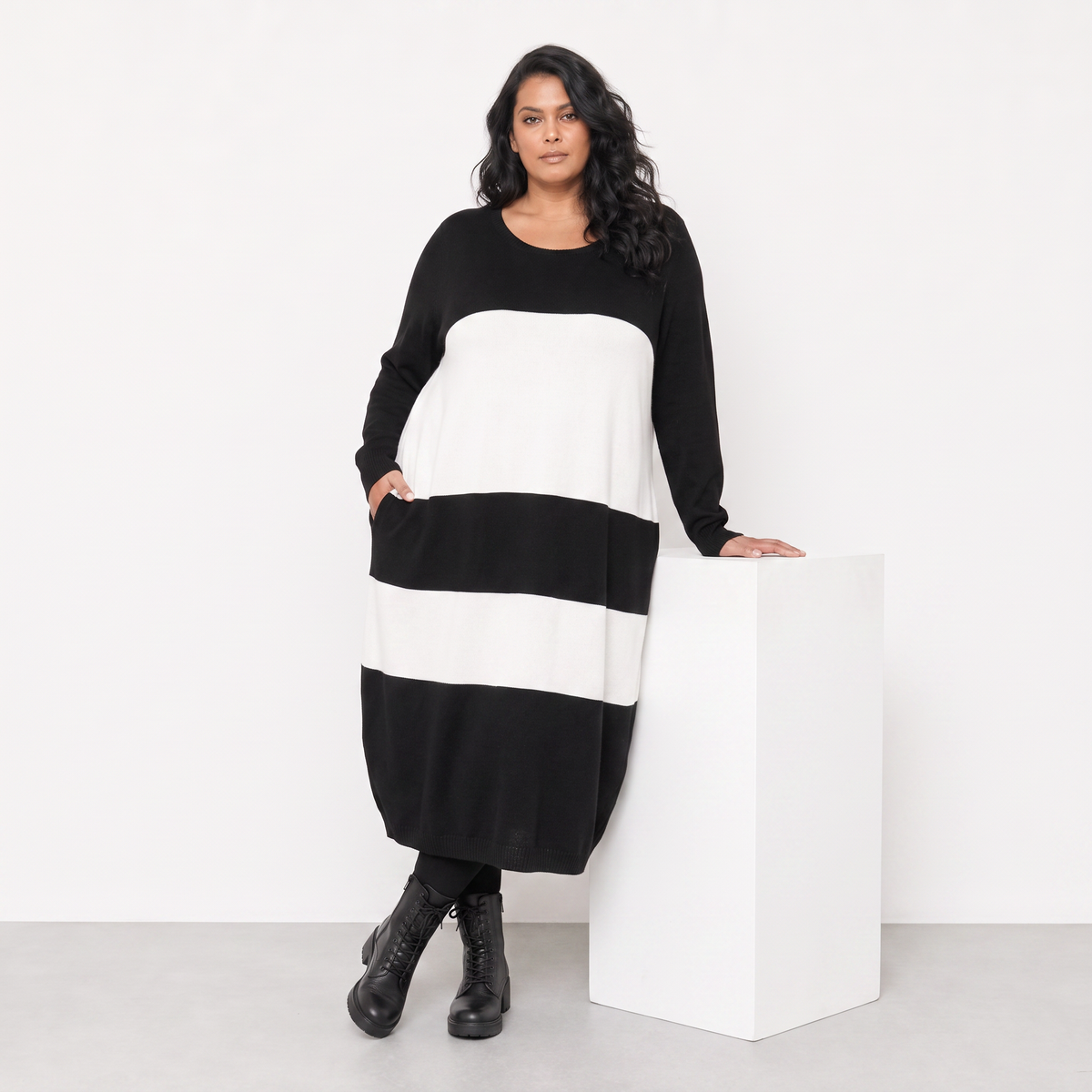AKH Fashion Kleid Warmy 2402 Schwarz/Weiß