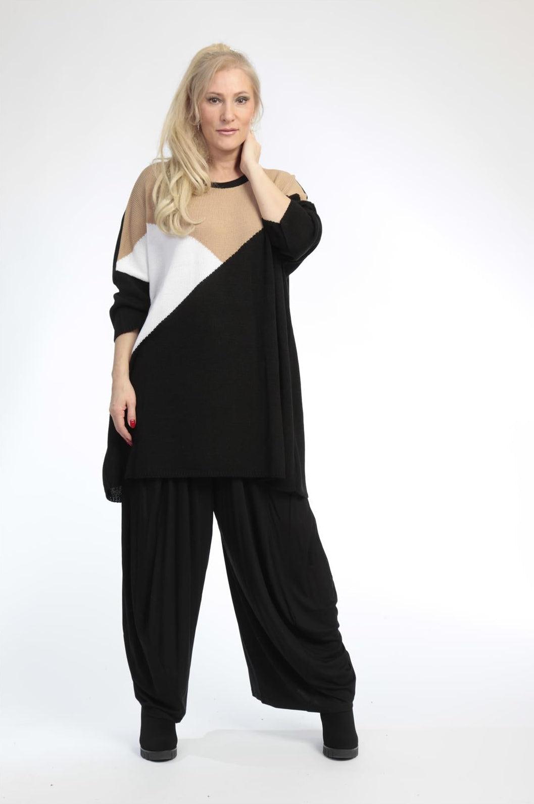 Alltags Pullover in gerader Form aus feiner Strick Qualität, Schwarz-Weiß-Camel Lagenlook Oversize Mode B2B Großhandel