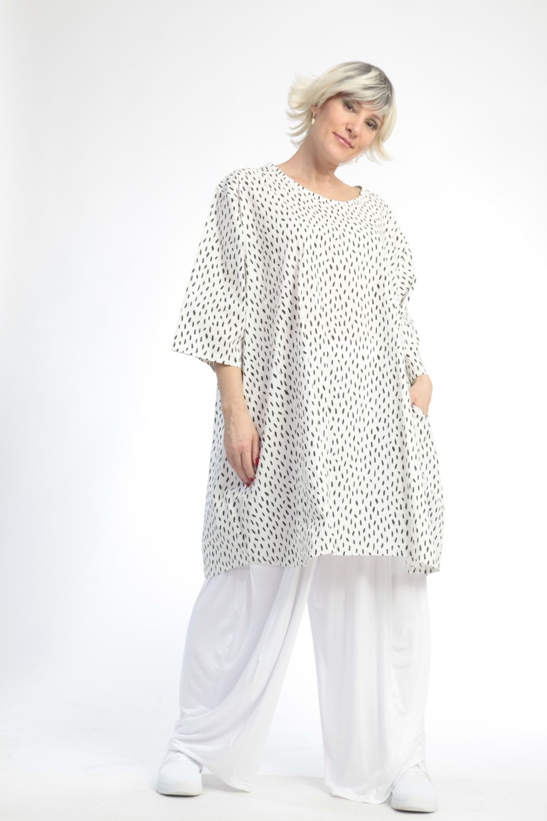 Sommer Big Shirt in Ballon Form aus er Qualität, Weiß Lagenlook Oversize Mode B2B Großhandel