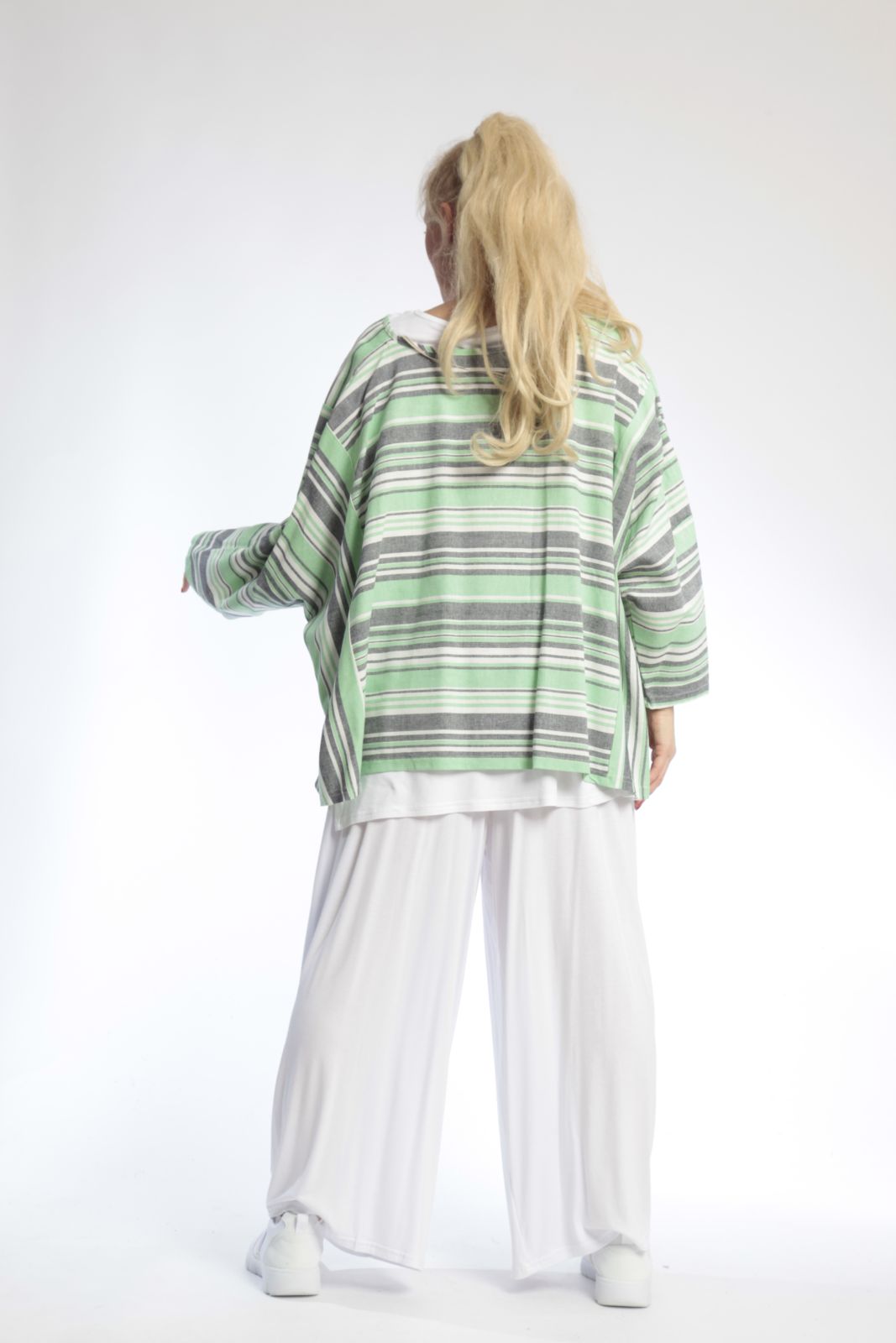 Sommer Big Shirt in kastiger Form aus er Qualität, Kiwi Lagenlook Oversize Mode B2B Großhandel