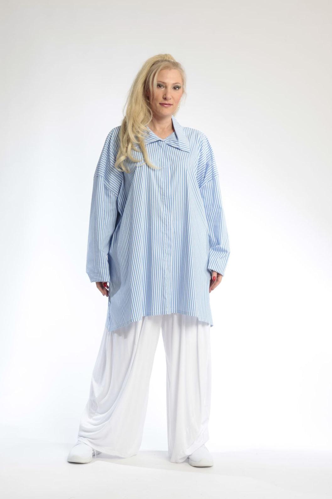 Sommer Bluse in kastiger Form aus er Qualität, Blau-Weiß Lagenlook Oversize Mode B2B Großhandel