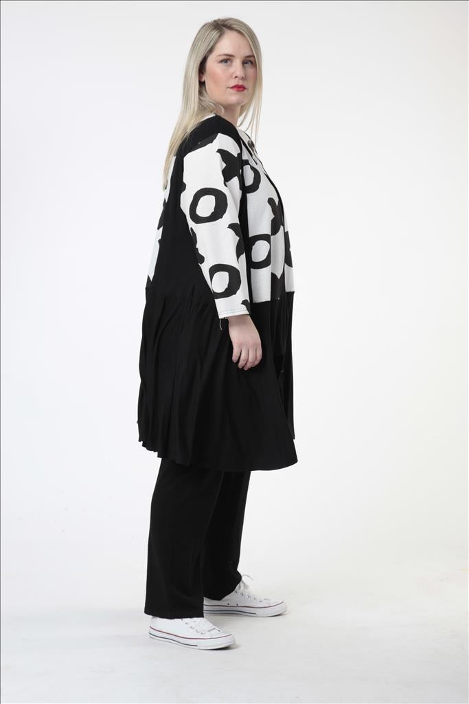 Sommer Jacke in Glocken Form aus er Qualität, Wollweiß-Schwarz Lagenlook Oversize Mode B2B Großhandel