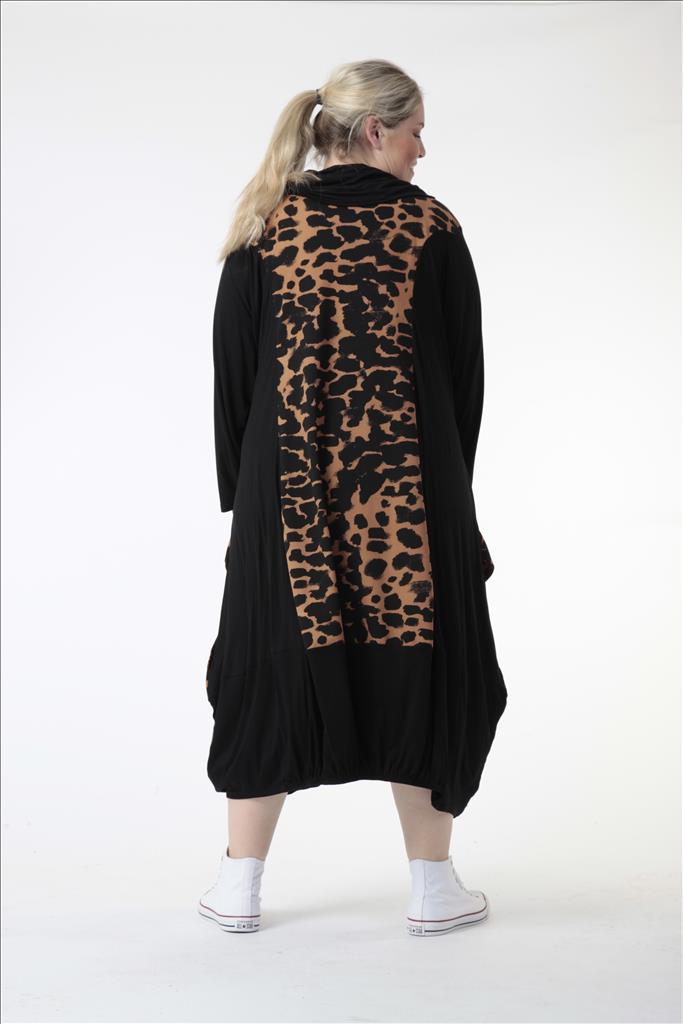 Winter Kleid in Form aus er Jersey Qualität, Schwarz-Cognac Lagenlook Oversize Mode B2B Großhandel