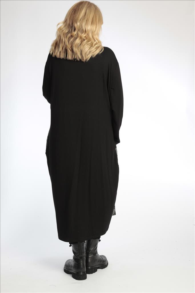Winter Kleid in Form aus er Qualität, Schwarz-Weiß Lagenlook Oversize Mode B2B Großhandel